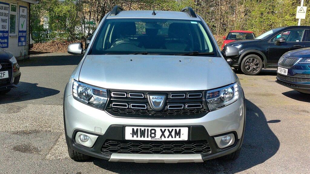 Dacia Sandero Stepway Hatchback 1.5 Dci Ambiance Euro 6 Ss 2018 MW18XXM Silver #2