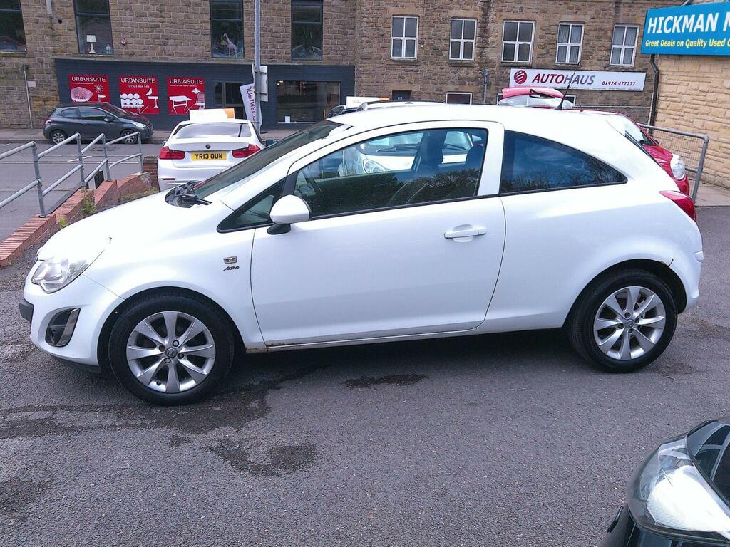 Vauxhall Corsa Hatchback 1.2 16V Active Euro 5 201212 SW12ELO White #4