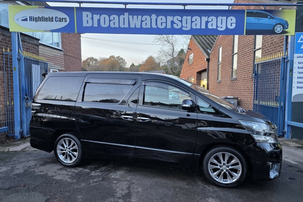 Toyota Vellfire - Black