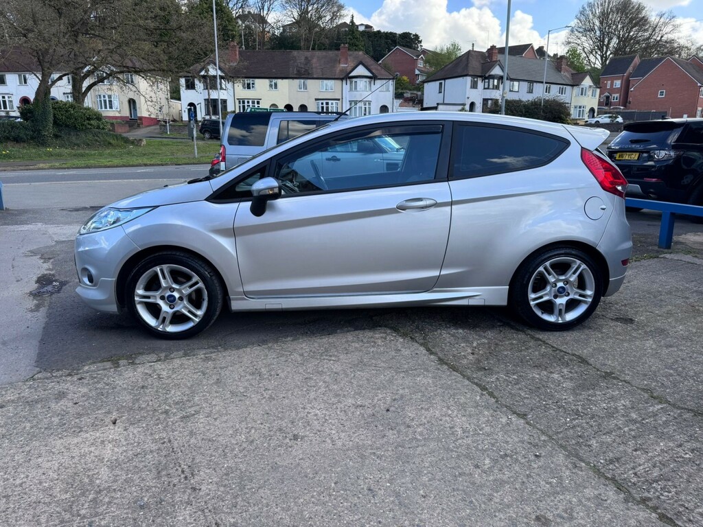 Ford Fiesta 1.6 Td Zetec S KP62LSV Silver #4