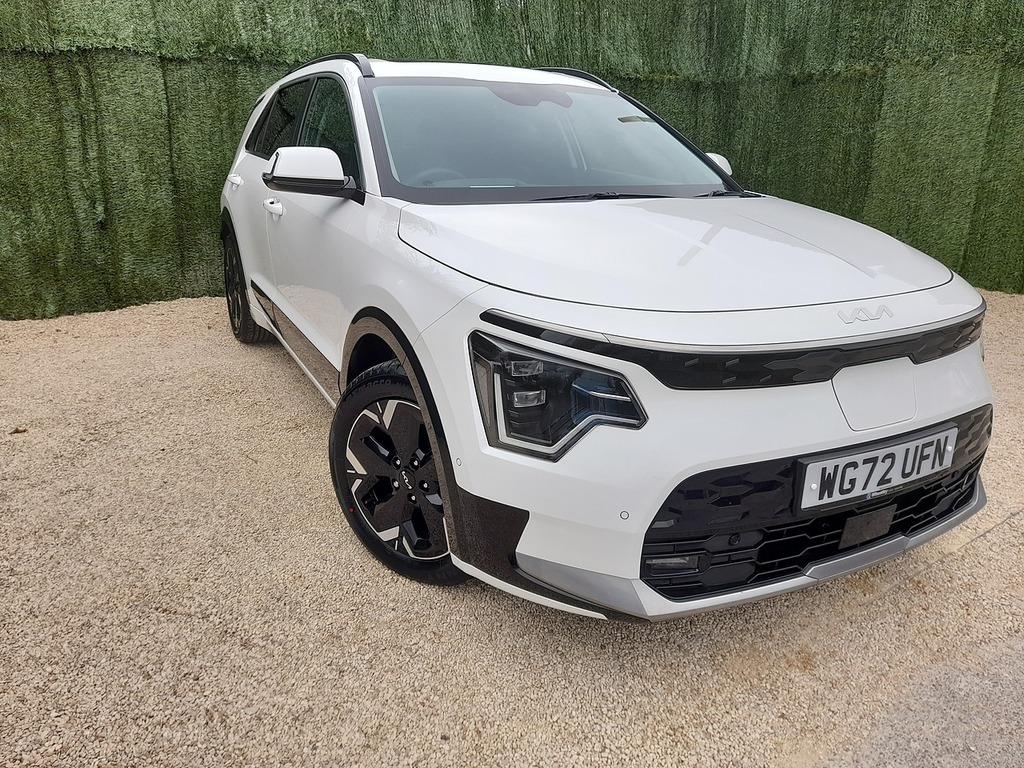 Kia Niro 4 WG72UFN White #2