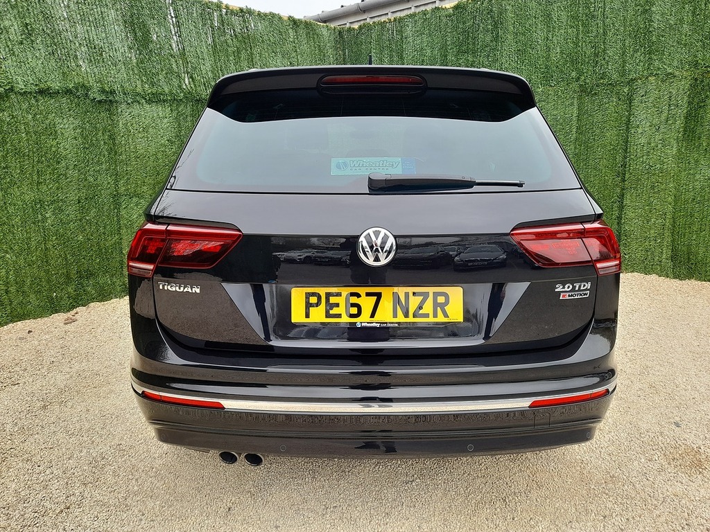 Volkswagen Tiguan Tdi R-line PE67NZR Black #6