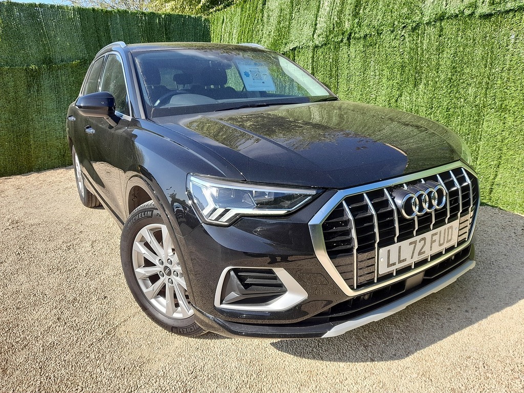 Audi Q3 Tfsi Cod Sport LL72FUD Black #2