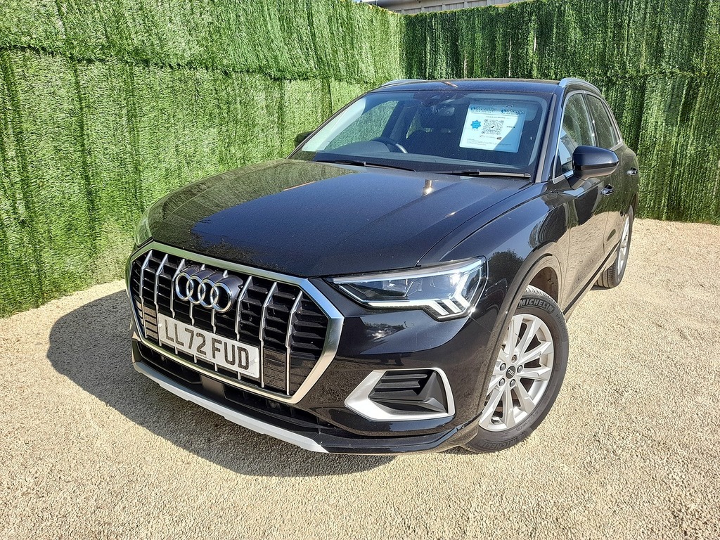 Audi Q3 Tfsi Cod Sport LL72FUD Black #4