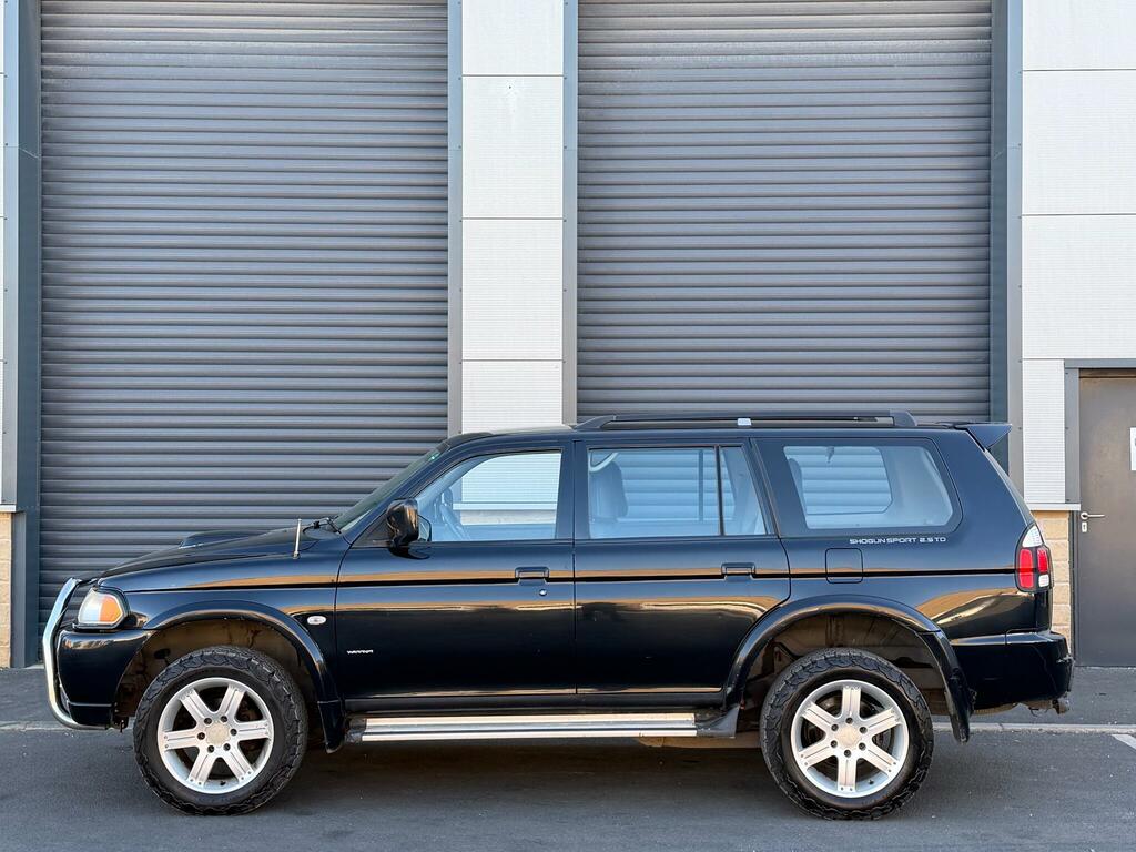 Mitsubishi Shogun Sport Suv 2.5 Td Trojan 200656 Black #9