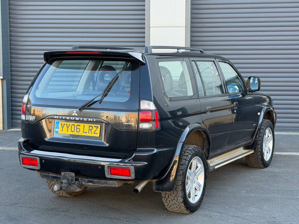 Mitsubishi Shogun Sport Suv 2.5 Td Trojan 200656 Black #13
