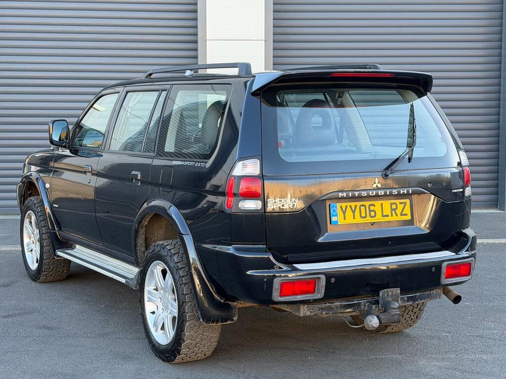 Mitsubishi Shogun Sport 2.5 Td Warrior Black #5