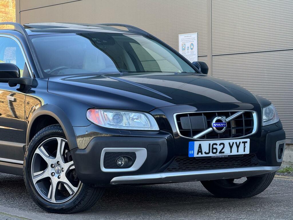Volvo XC70 2.4 D5 Se Lux Geartronic Awd Euro 5 AJ62YYT Black #3