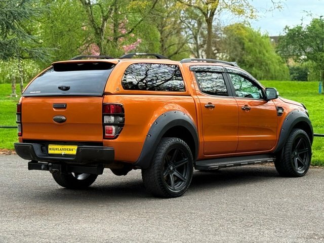 Ford Ranger 2017 3.2 Tdci Wildtrak Raptor Kit Pickup Double Ca YR67OSA Orange #4