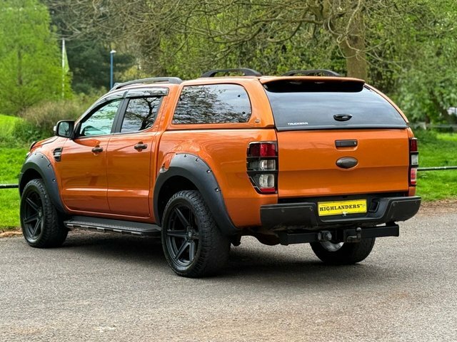 Ford Ranger 2017 3.2 Tdci Wildtrak Raptor Kit Pickup Double Ca YR67OSA Orange #3