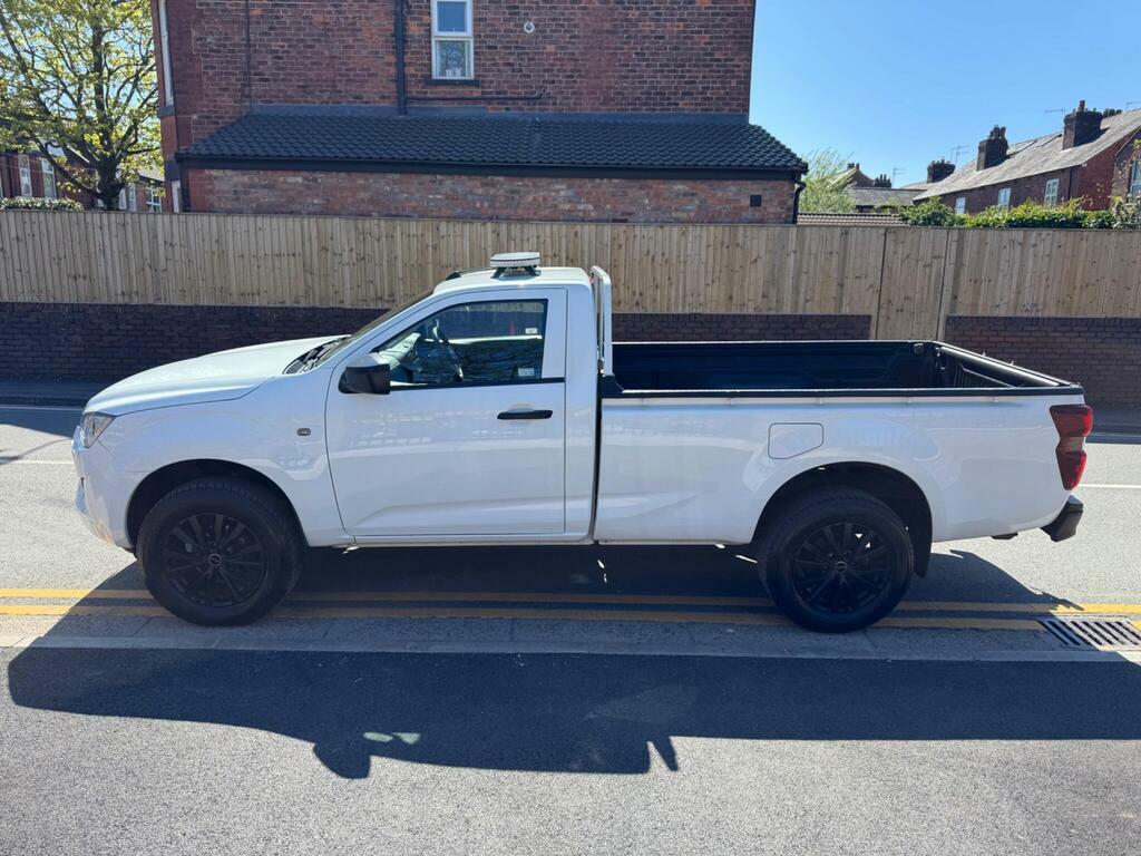 Isuzu D-Max 1.9 Td Utility Diff Lock 4Wd Euro 6 S S MF23WXL White #3