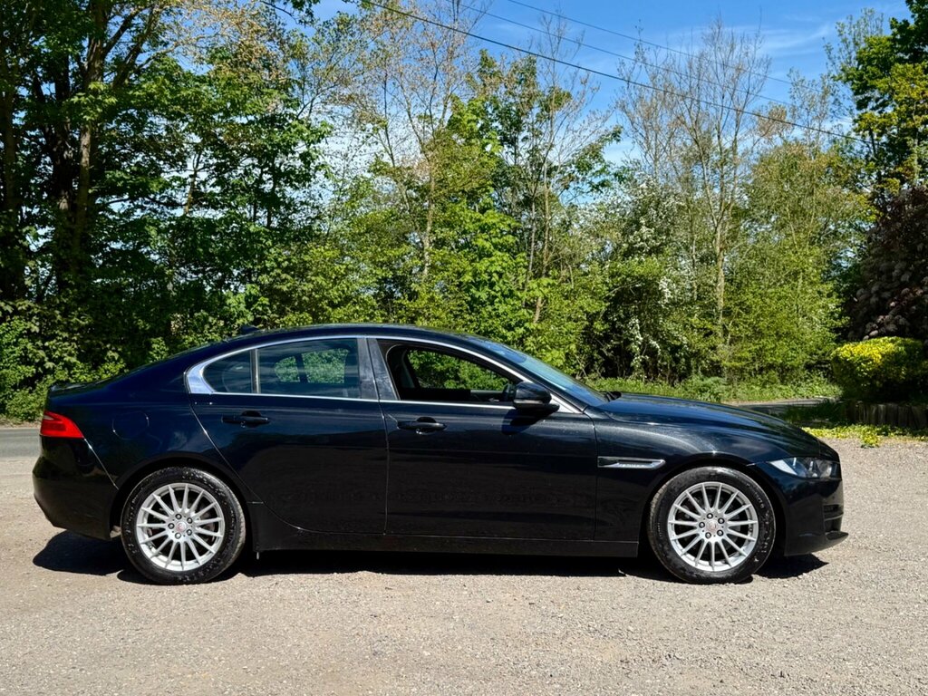 Jaguar XE 2.0D Prestige Euro 6 Ss BT15MVG Black #5