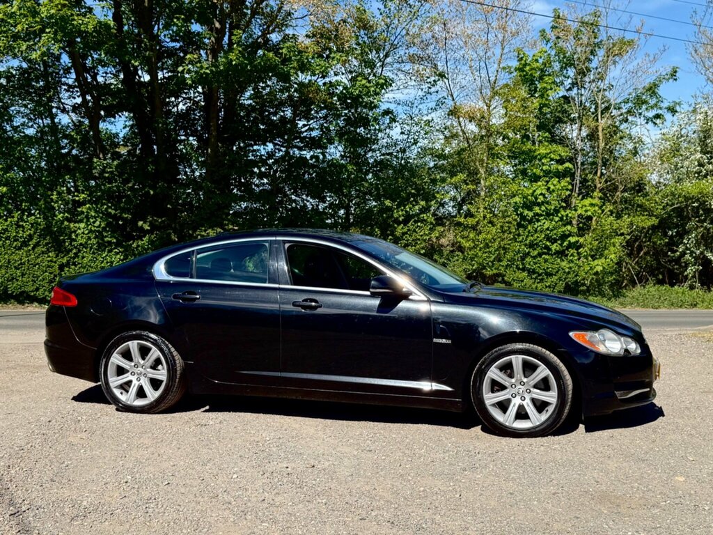 Jaguar XF 3.0 V6 Luxury Euro 4 BD10WCT Black #4