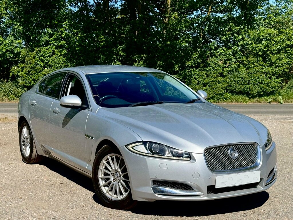 Jaguar XF 2.2D Se Euro 5 Ss W10WRU Silver #4