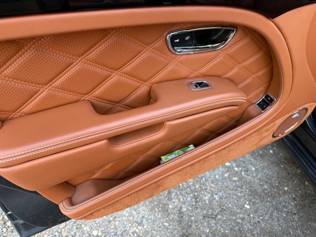 Bentley Mulsanne Black #67