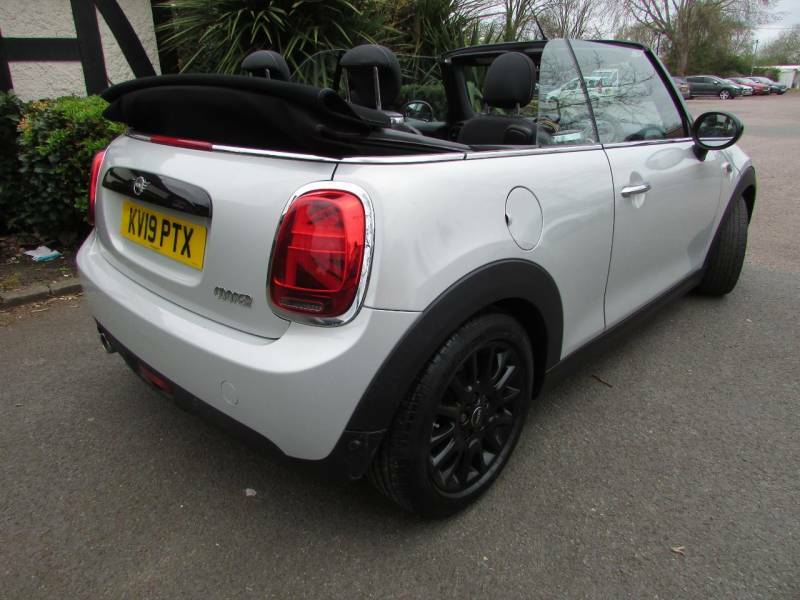 Mini Convertible 1.5 Cooper Classic II - 2019 19 KV19PTX Silver #2
