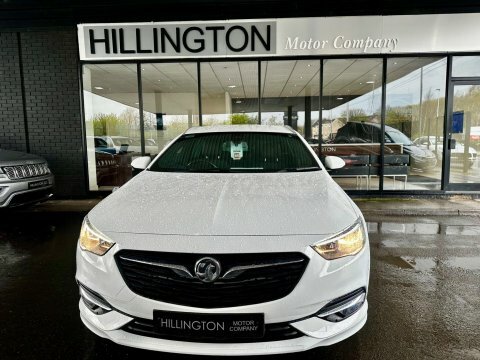 Vauxhall Insignia 2.0 Turbo D FE18YPV White #6