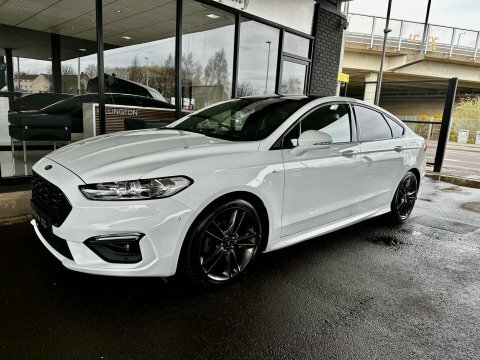 Ford Mondeo 2.0 Ecoblue St-line SA19TFJ White #2