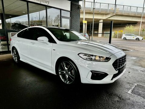 Ford Mondeo 2.0 Ecoblue St-line SA19TFJ White #4