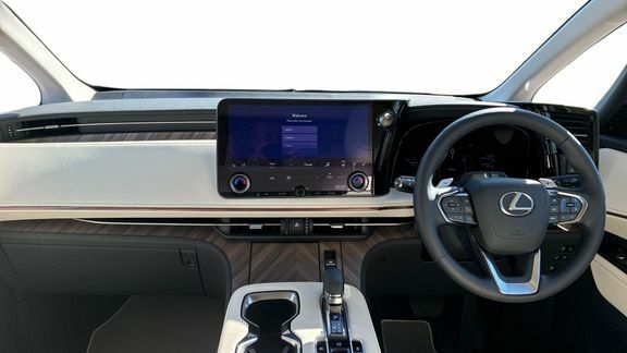 Lexus LM 350H Awd 4 Seat Takumi With Black #6