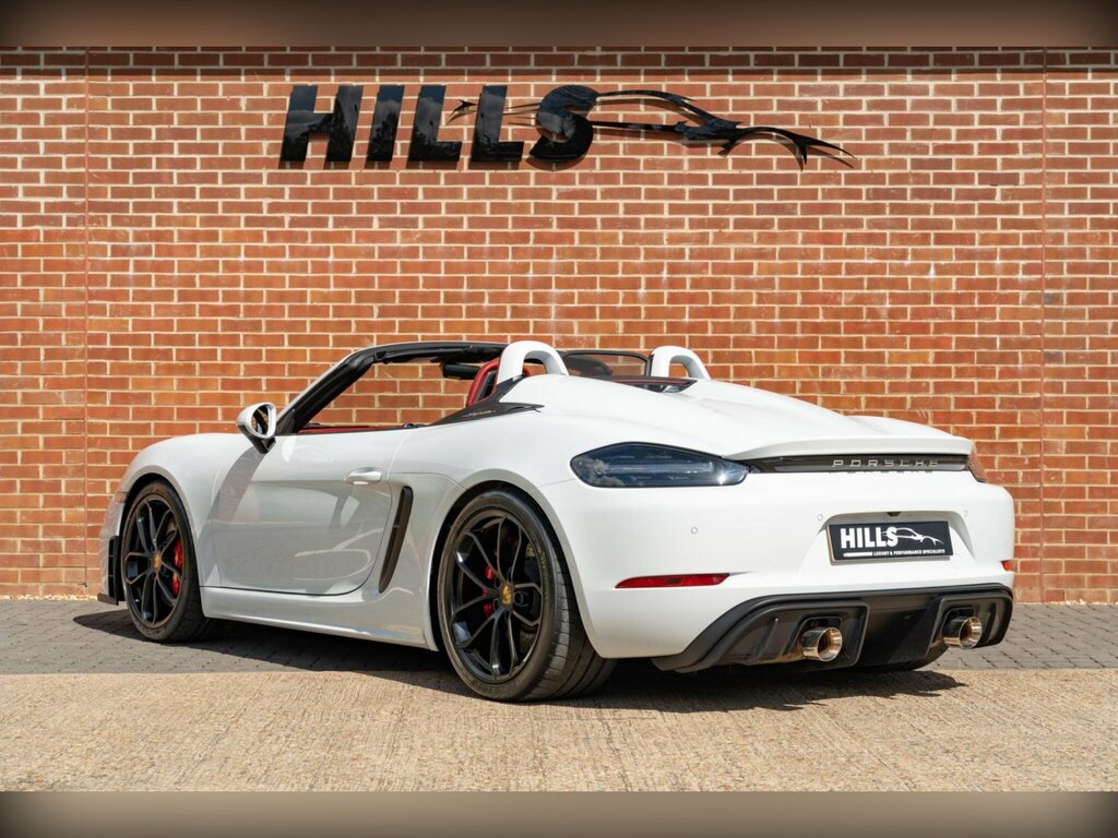 Porsche 718 Spyder 4.0 2dr Silver #13
