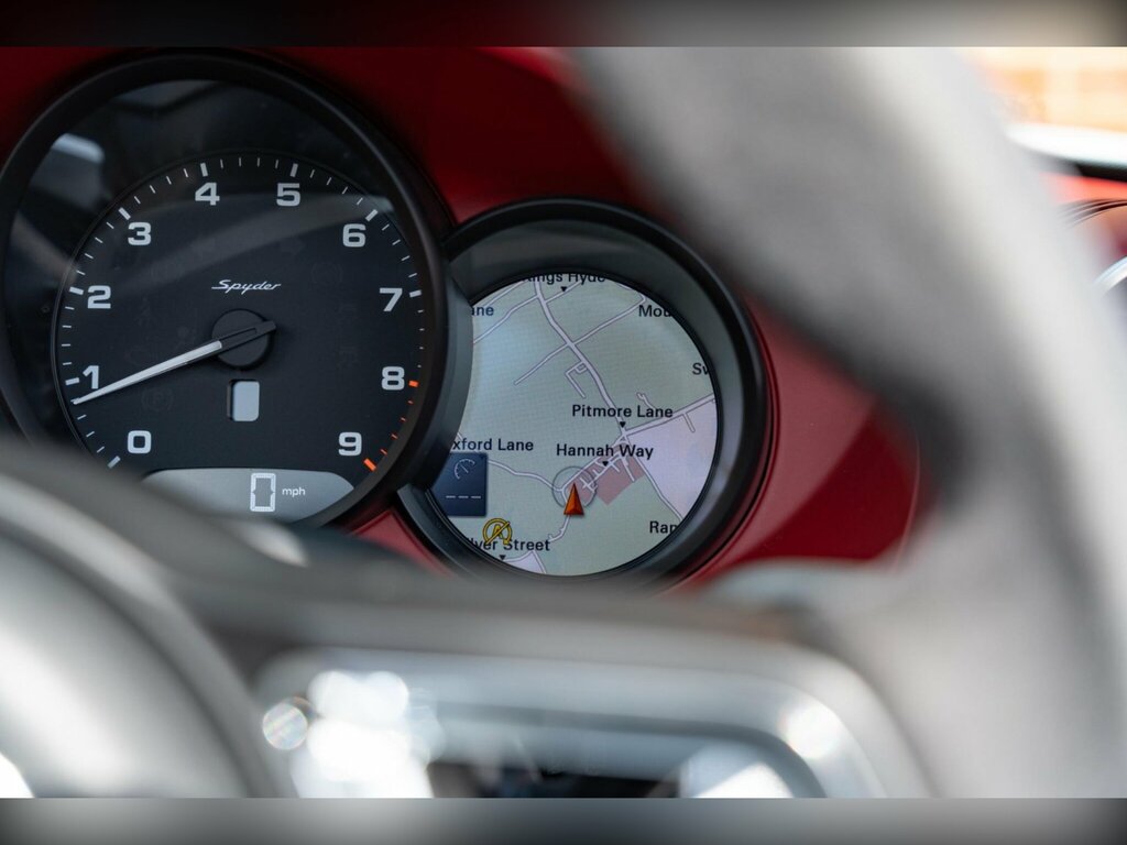 Porsche 718 Spyder 4.0 2dr Silver #23