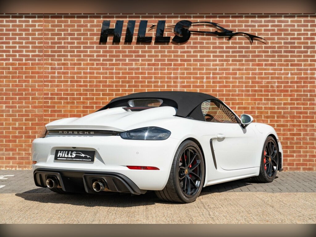 Porsche 718 Spyder 4.0 2dr Silver #7