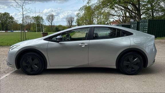 Toyota Prius Design Silver #6