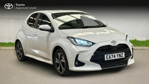 Toyota Yaris Design White