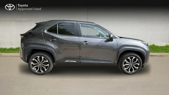 Toyota Yaris Cross Design Fwd Tech Pack EA23CFK Grey #2