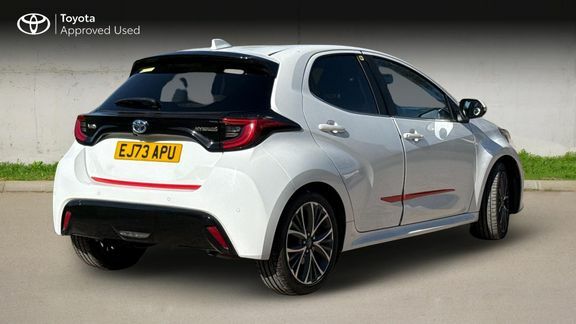 Toyota Yaris Excel EJ73APU White #3