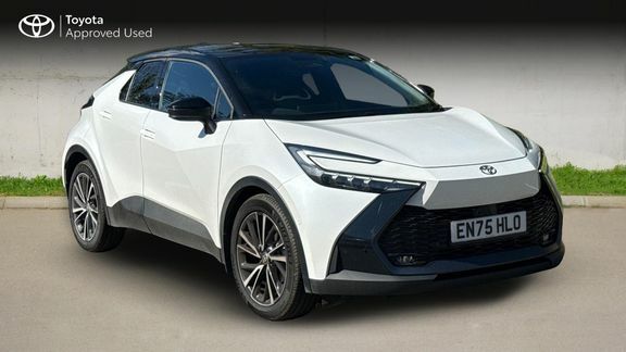 Toyota C-Hr Excel White