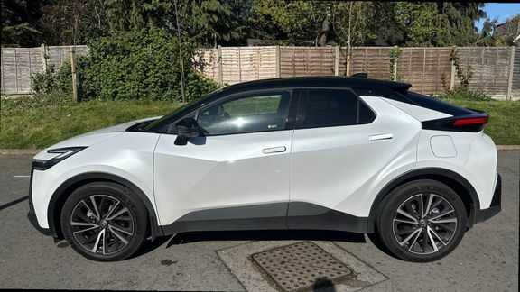 Toyota C-Hr Excel EN75HLO White #6