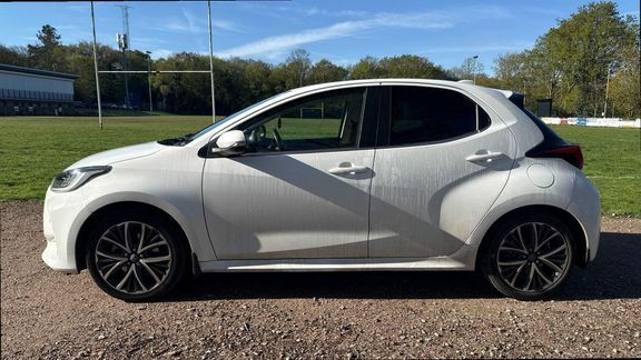 Toyota Yaris Excel Tech Pack EF72VLT White #6