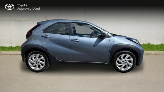 Toyota Aygo X Pure Automatic EA75UGM  #2