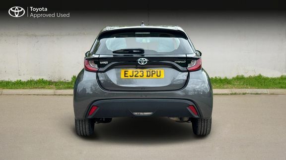 Toyota Yaris Icon EJ23DPU Grey #4