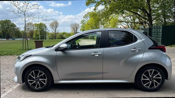 Toyota Yaris Design EJ23NUC Silver #6