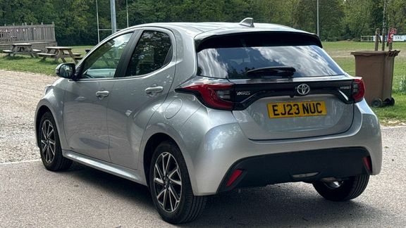 Toyota Yaris Design EJ23NUC Silver #5