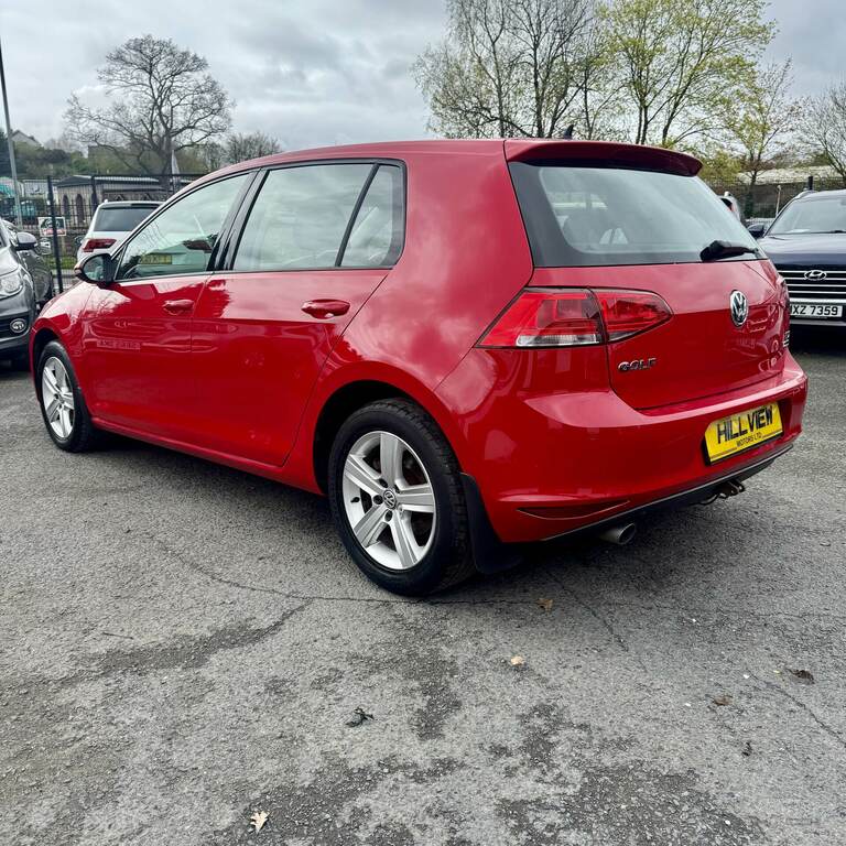 Volkswagen Golf 1.6 Tdi 110 Match Edition CVZ5645 Red #2