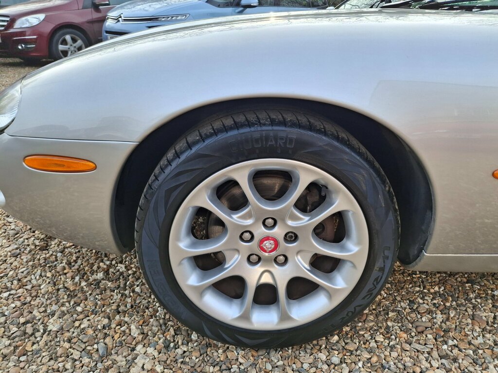 Jaguar XKR Xkr Auto Red #27