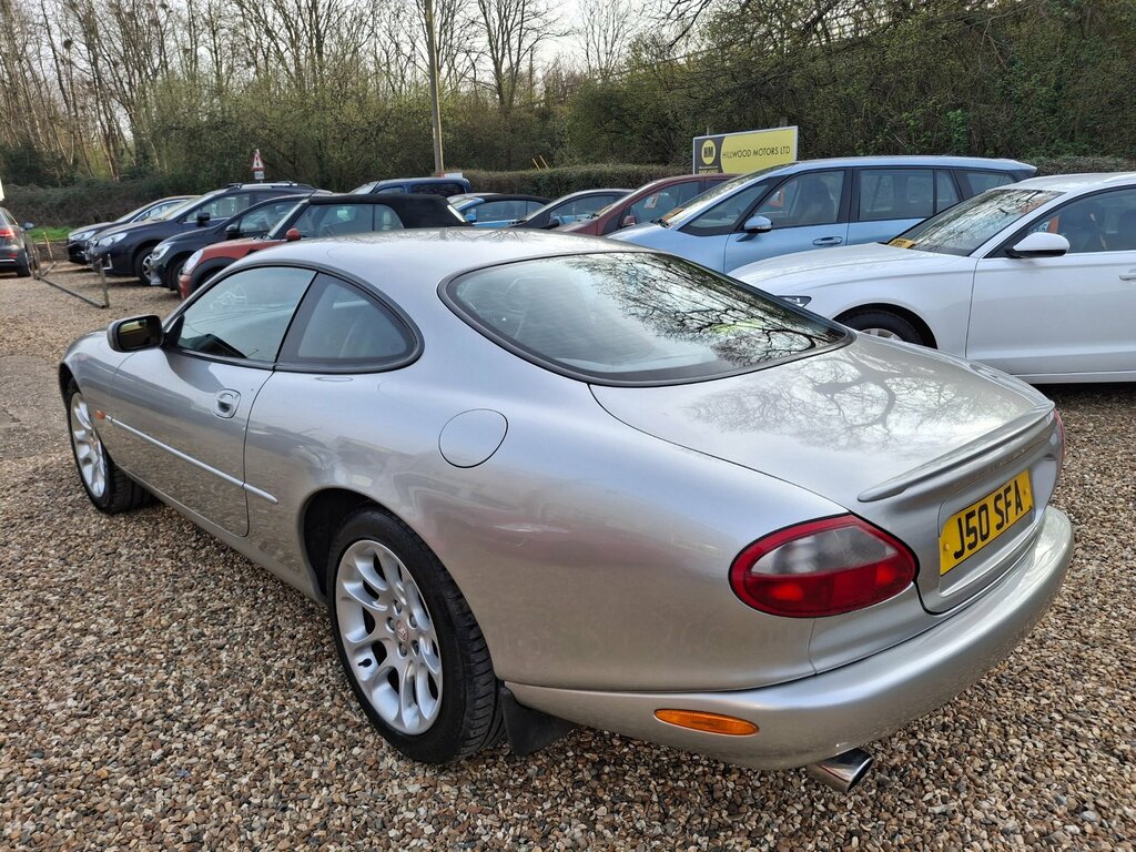 Jaguar XKR Xkr Auto Red #4