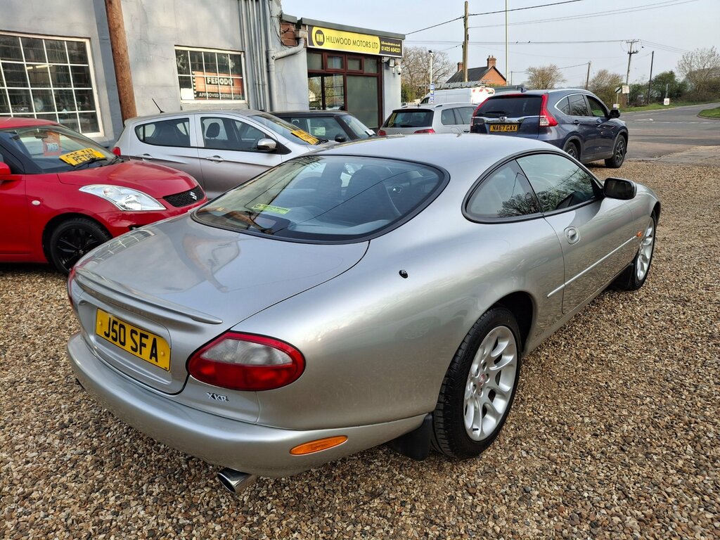 Jaguar XKR Xkr Auto Red #3