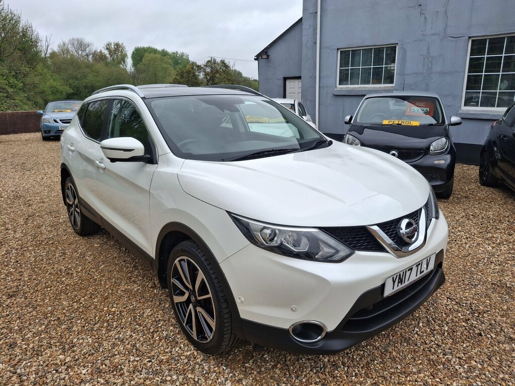 Nissan Qashqai 1.2 Dig-t Tekna Suv 2Wd Euro 6 White