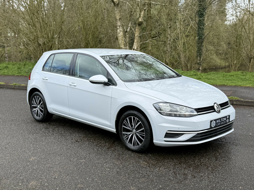 Volkswagen Golf Se Nav Tsi Bluemotion Technology 