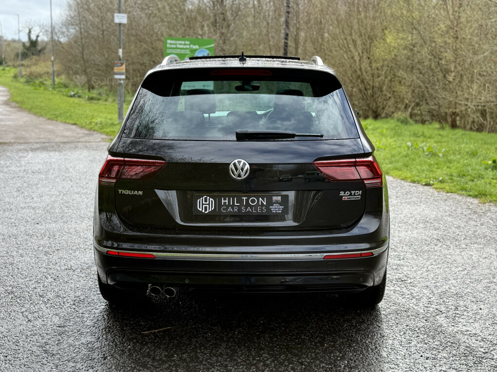 Volkswagen Tiguan R-line Tdi Bluemotion Technology 4Motion SX66FNF  #6