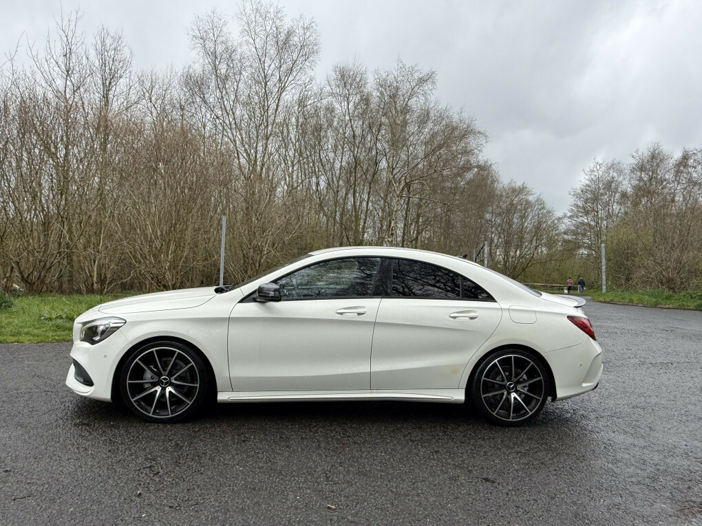 Mercedes-Benz CLA Class 200 D Amg Line  #4