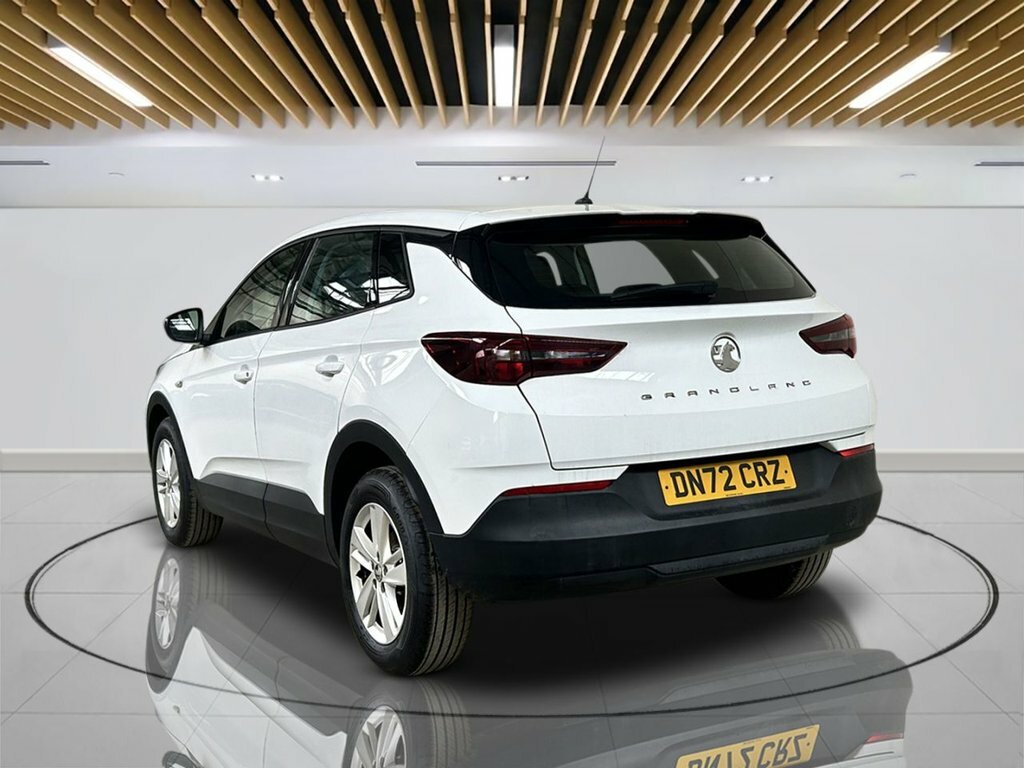 Vauxhall Grandland 1.5L Se DN72CRZ White #6