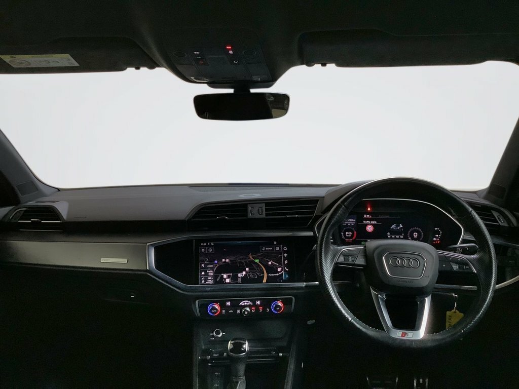 Audi Q3 Suv YP70FKU Grey #3