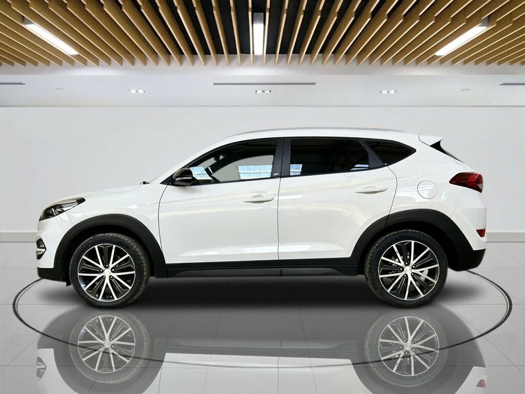 Hyundai Tucson 1.7L Go Se SE18XZA White #5