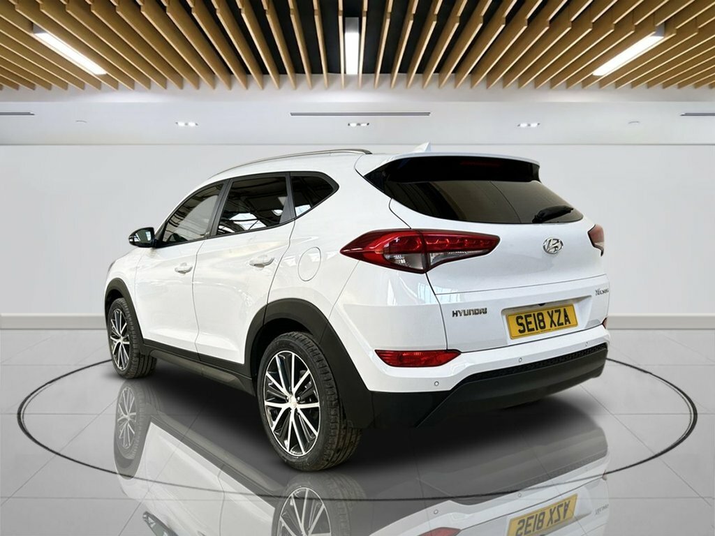 Hyundai Tucson 1.7L Go Se SE18XZA White #6